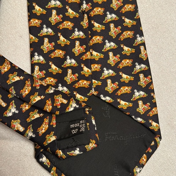 Salvatore Ferragamo DOG PATTERN Silk Tie. EUC - Picture 7 of 7